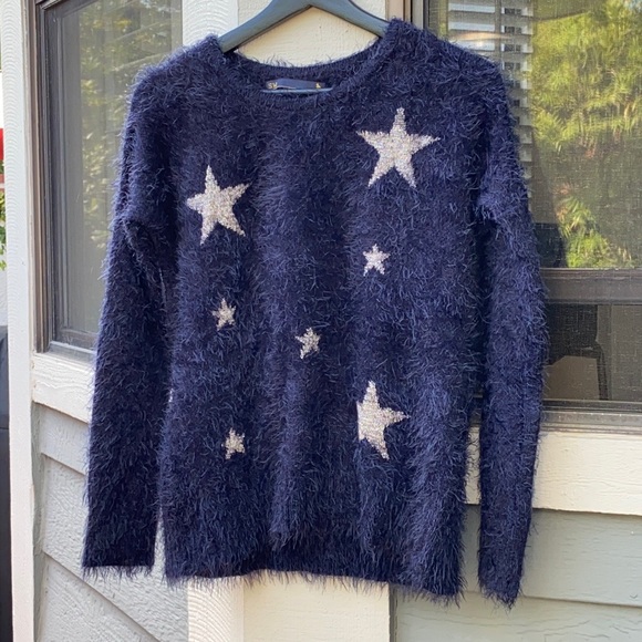 Sweater - Picture 5 of 6
